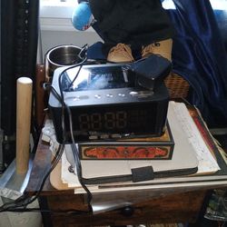 Altec Lansing Bluetooth Clock/Radio/Speaker
