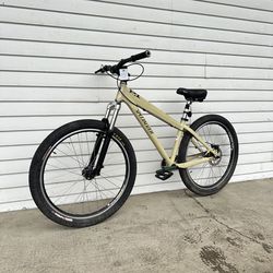 Specialized Mountain Bike