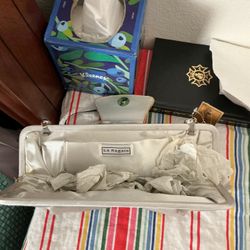 La regale new silver women’s purse