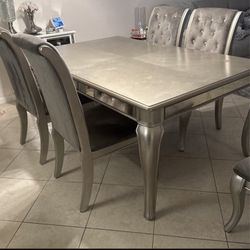  Silver, Gray, And Mirror Dining Table With Leaf And Chairs 