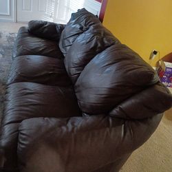 Couch set