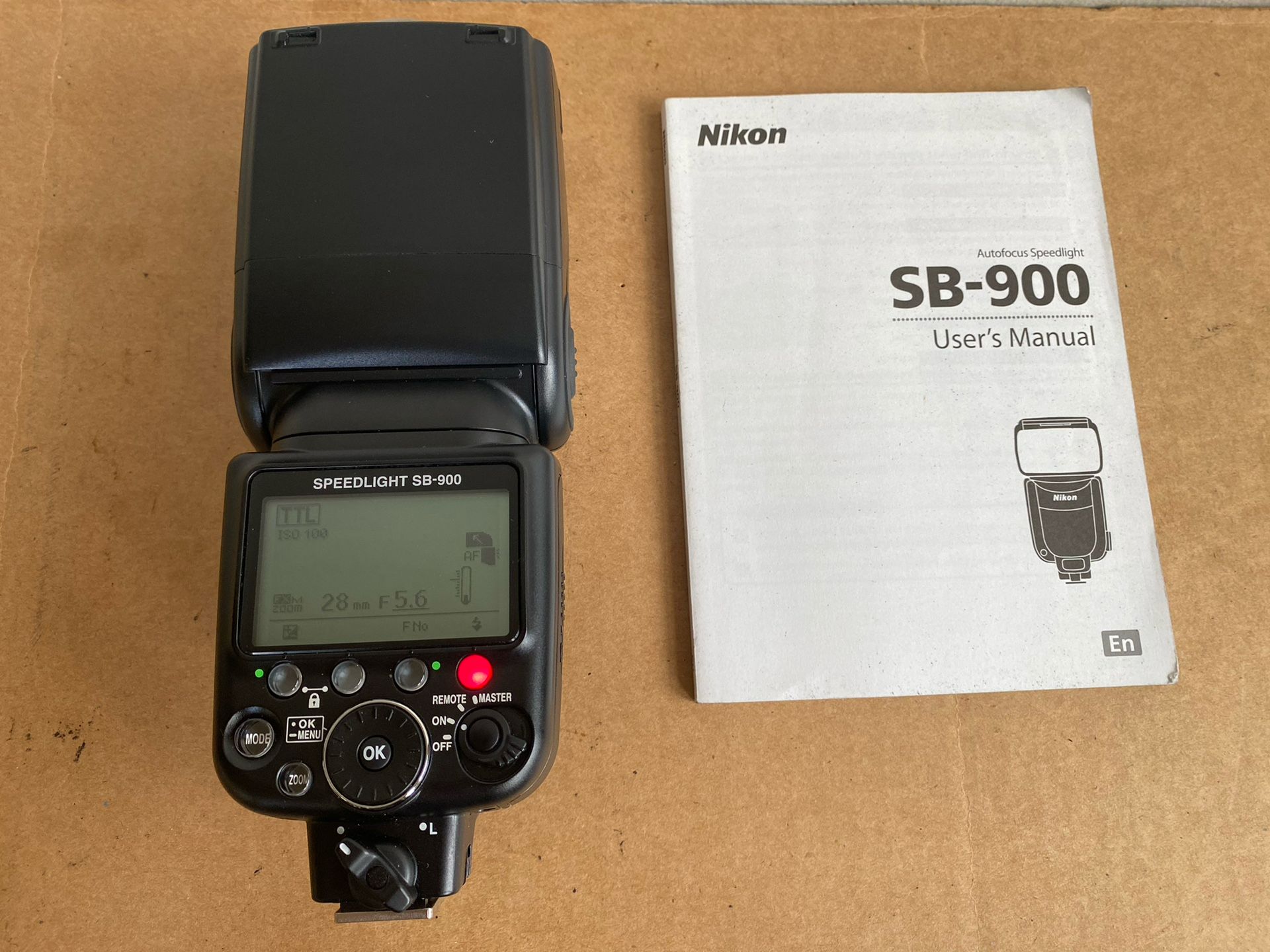 Nikon Speedlight SB-900