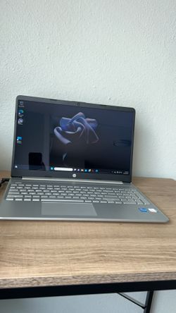 2022 Touch Screen Hp Laptop New Never Used