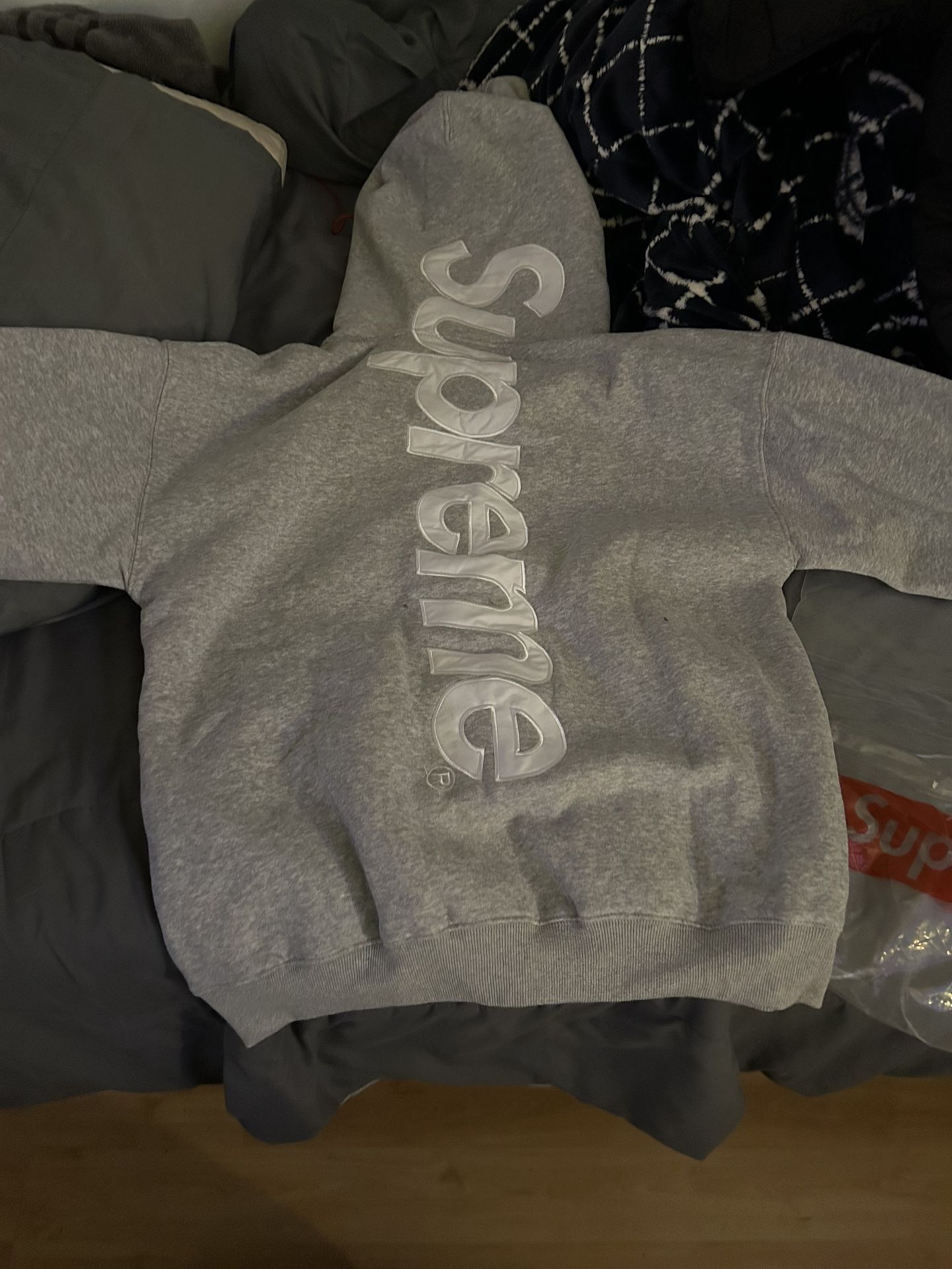 Supreme Hoodie