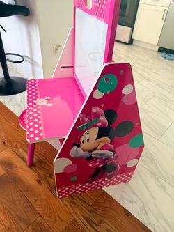 Disney Minnie Mouse Kids Art Desk with Easel