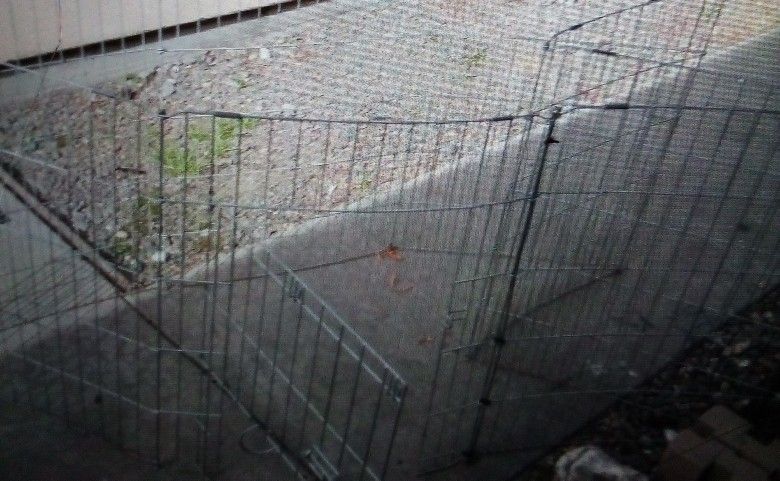 Pet Security Gate /Play Area