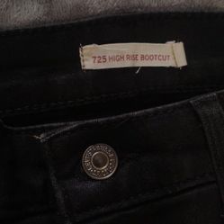 Levi's Women's Pants 