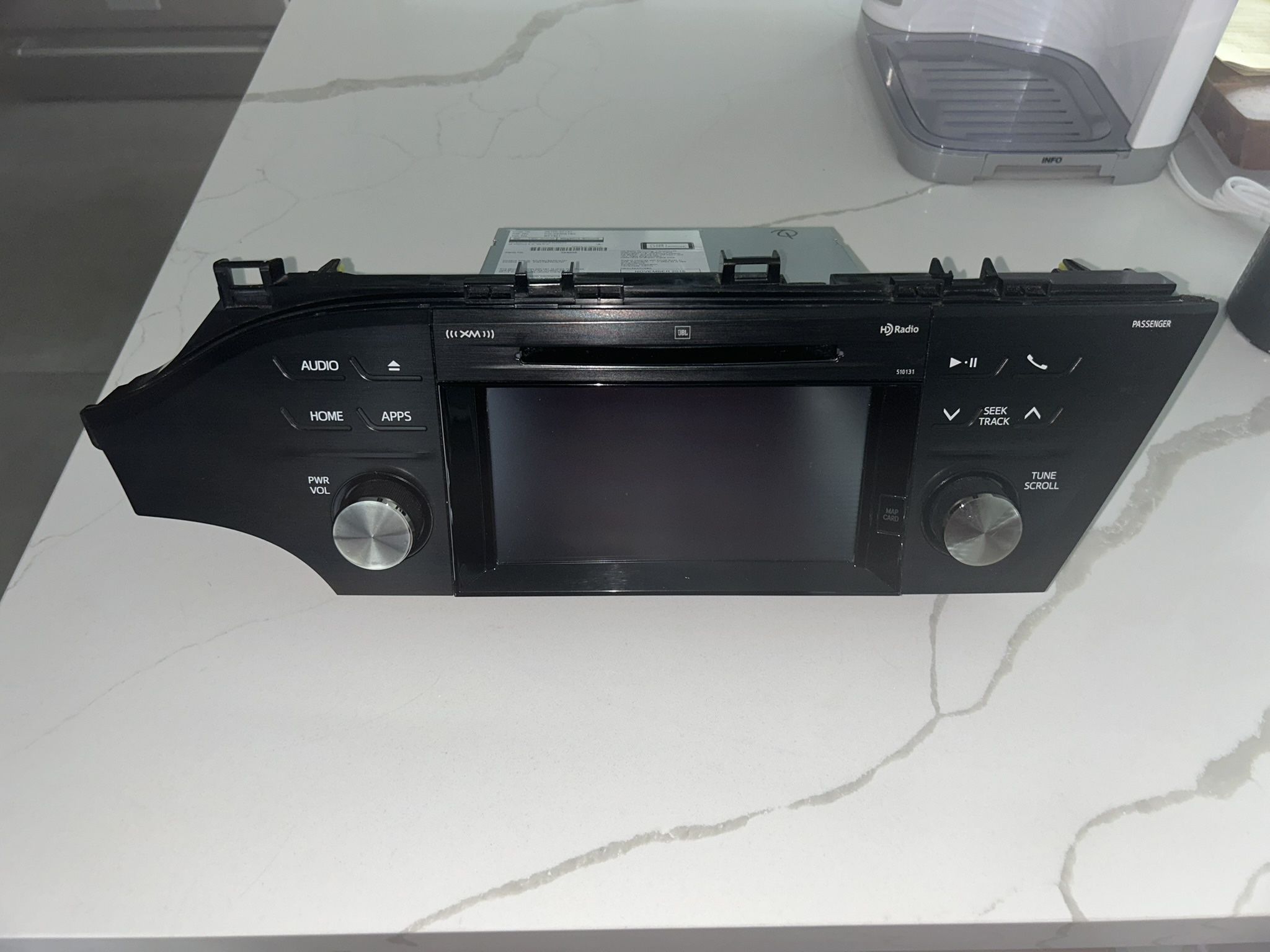 JBL 2015-2018 TOYOTA AVALON RADIO