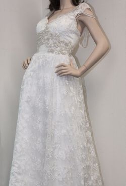 Brand New Bridal Gown- size 4-6