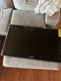 Samsung Flat Screen TV