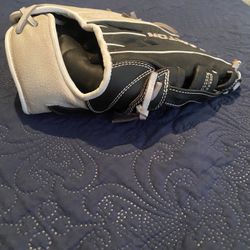 Glove 