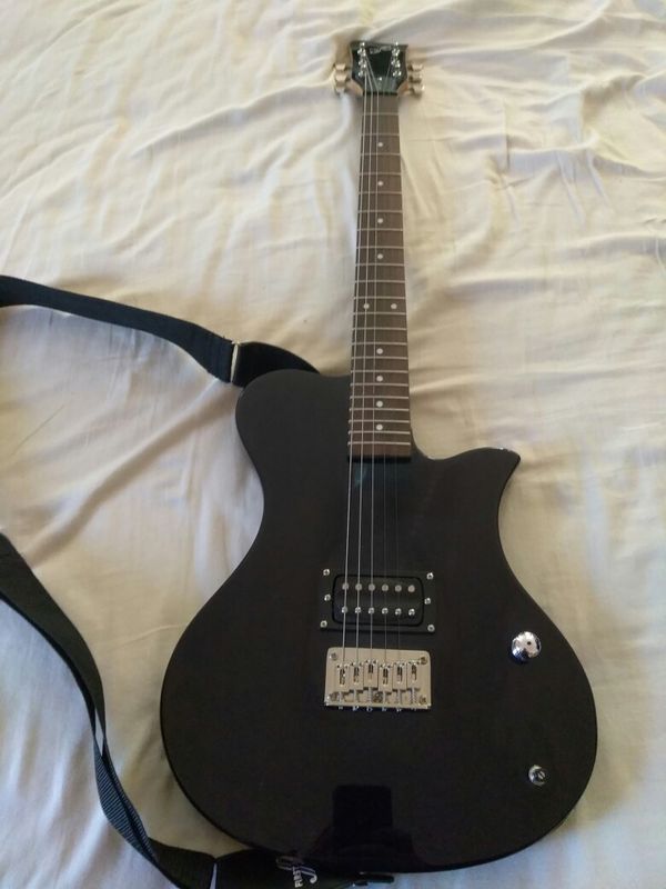 First Act ME5001 electric guitar for Sale in Camden, NJ OfferUp
