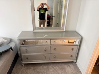 Dresser and nightstand combo