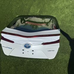 Prius Prime Tailgate, Rear Windshield, Rear Tail Lights