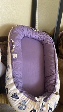 Baby bed pillow