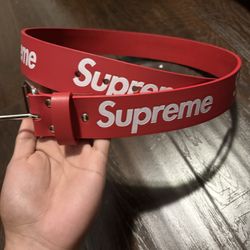 Red AUTHENTIC✅ Supreme Belt Size:M 