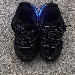 balenciaga tracks 