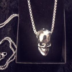 Gothic Skull Pendant  Necklace