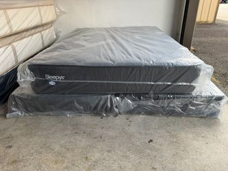 Queen Sleepy’s Mattress - Available For Delivery 