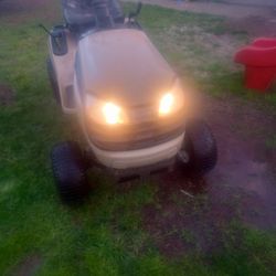 Craftsman Riding Lawnmower With Intek Plus 20 HP OHV