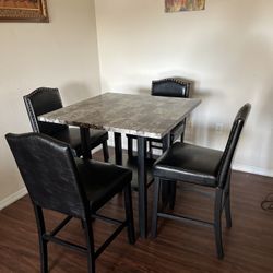 Dining Table(4 Set) Need Gone ASAP 