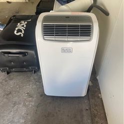 Black And Decker AC Unit