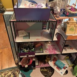 Built LOL Doll House