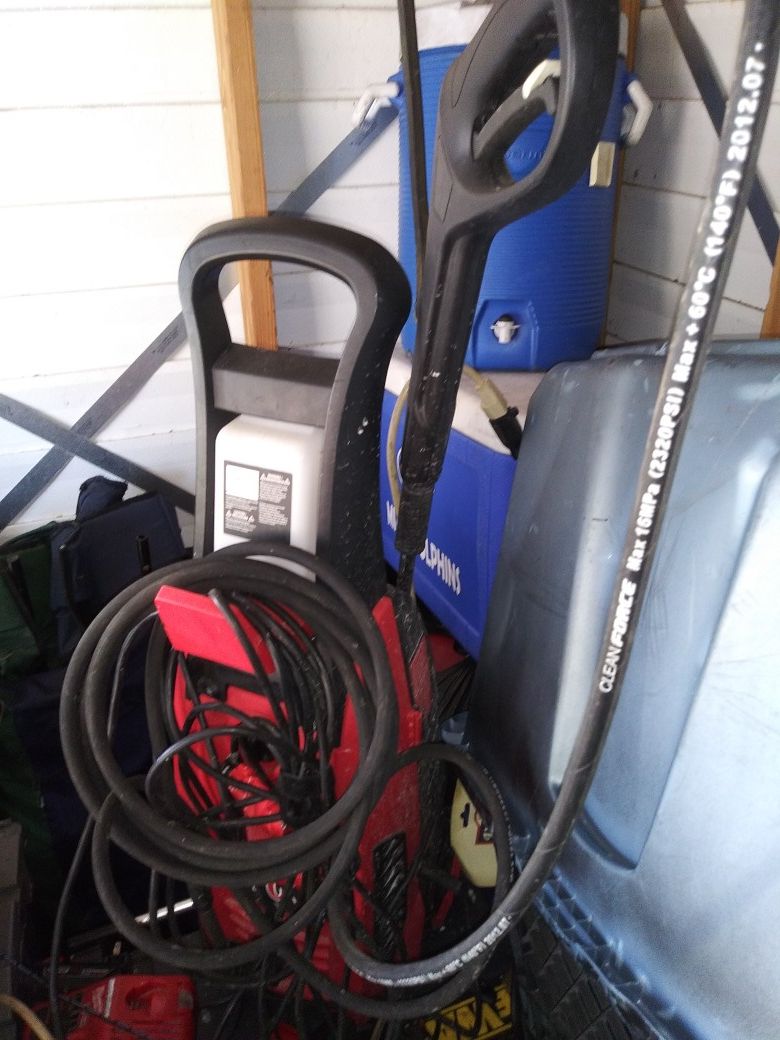 Clean Force 1400 psi power washer for Sale in Davie, FL OfferUp