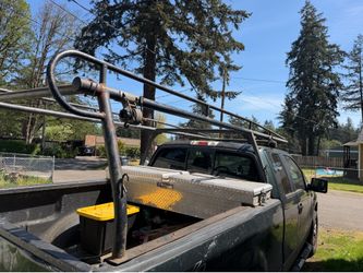 Heavy duty truck rack