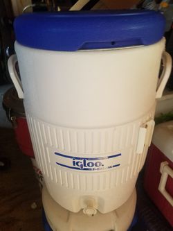 Igloo 5-gallon water cooler