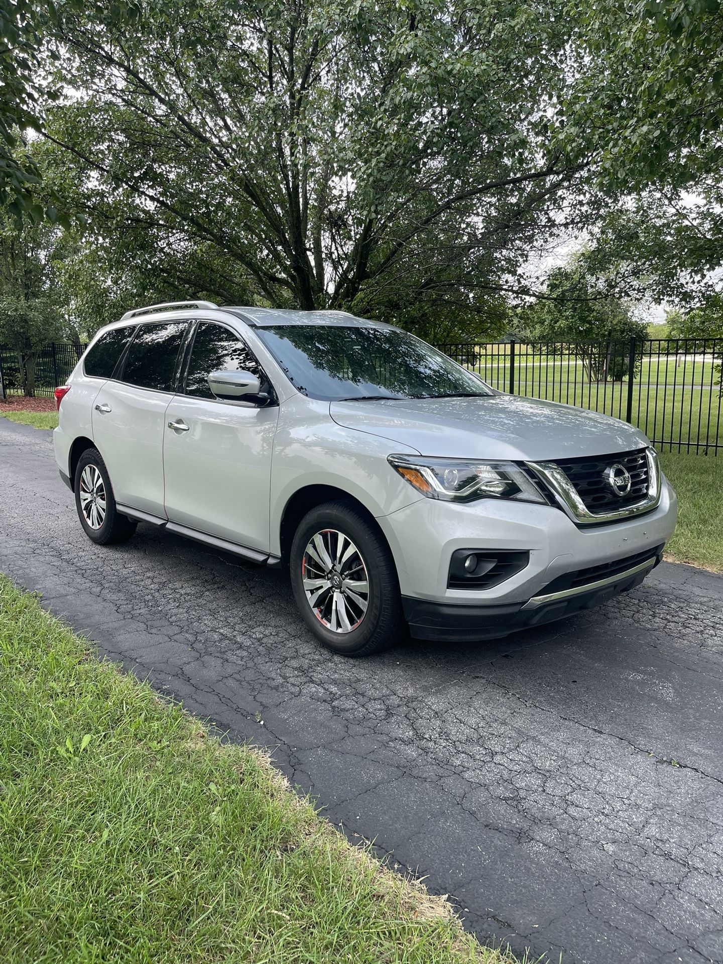2020 Nissan Pathfinder