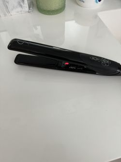 Sutra Bombshell Straightener