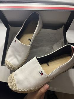 Tommy Hilfiger Flat