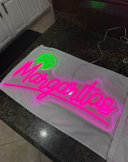 Margaritas LED neon sign