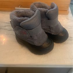 North Face Alpenglow Boot - Toddler Size 6