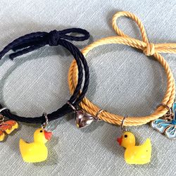 Bracelets 