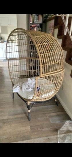 Wicker egg chair