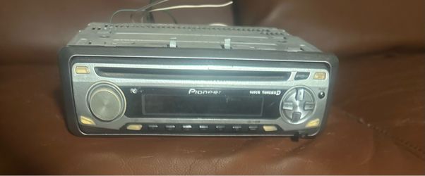 Pioneer cd car stereo