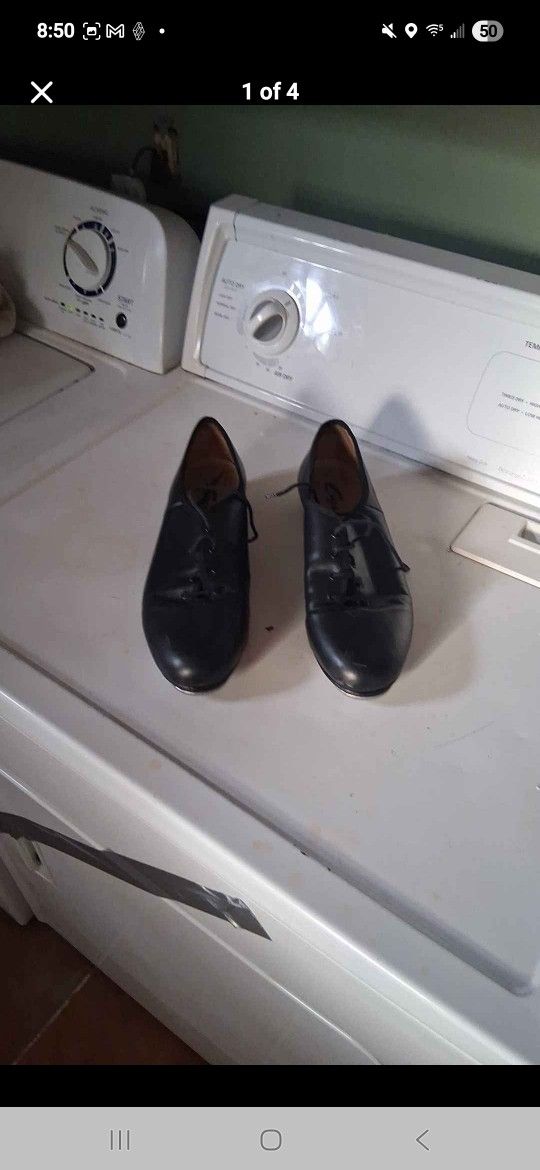 Tap Shoes Mens 12 (Capezio)