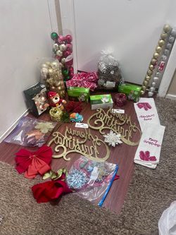 Christmas stuff all for 30$