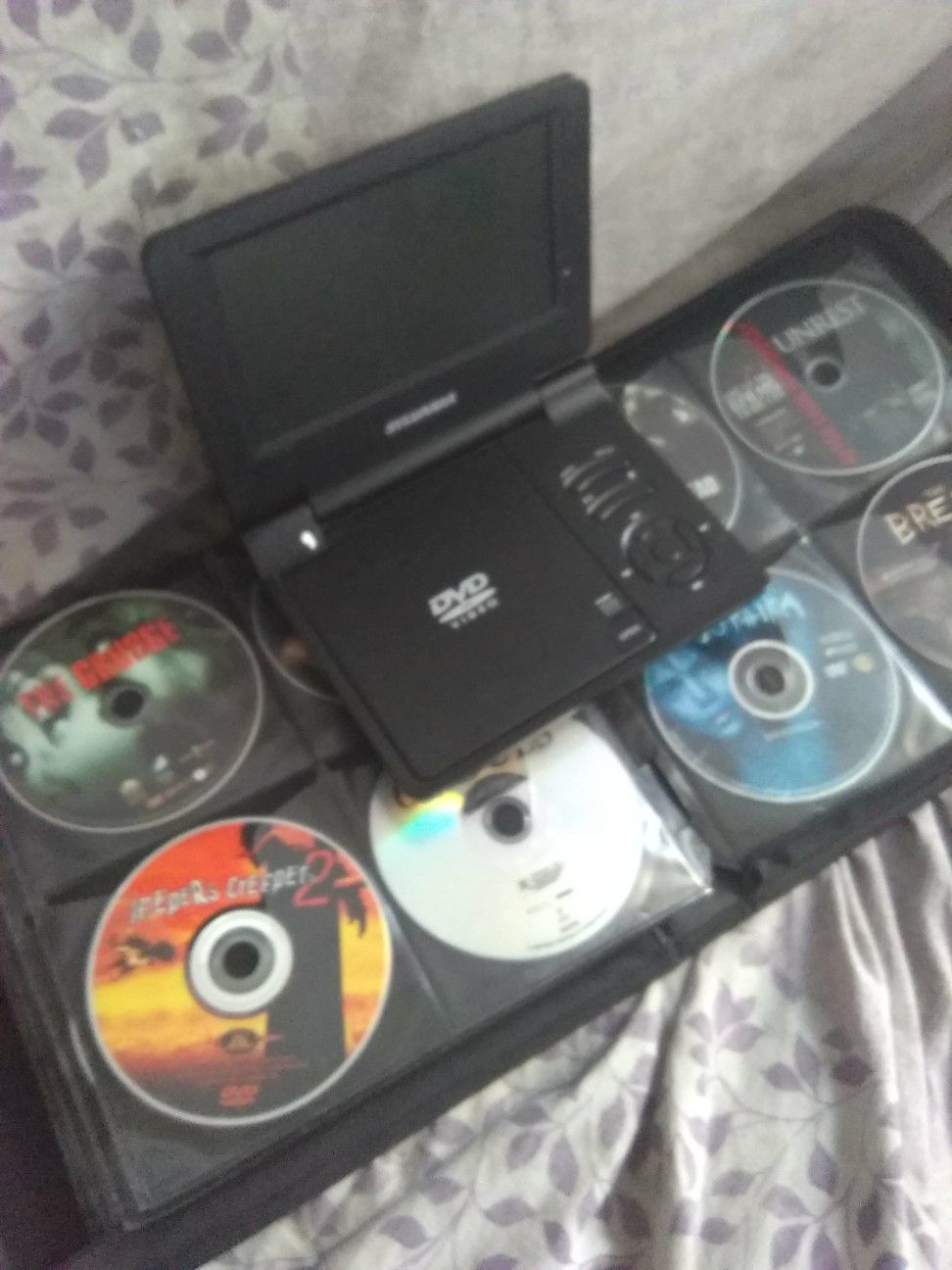 DVD player with movies