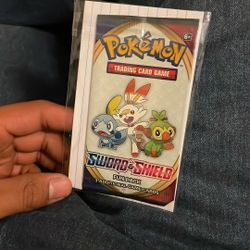 2 Sword And Shield Fun Pack 