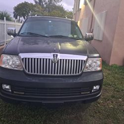 2005 Lincoln Navigator