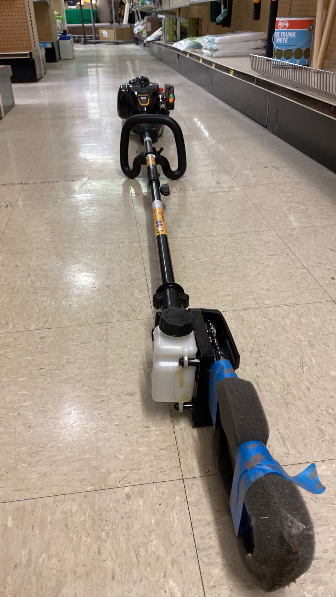 Poulan Pro PR25 25cc Gas Pole Saw for Sale in Phoenix, AZ OfferUp