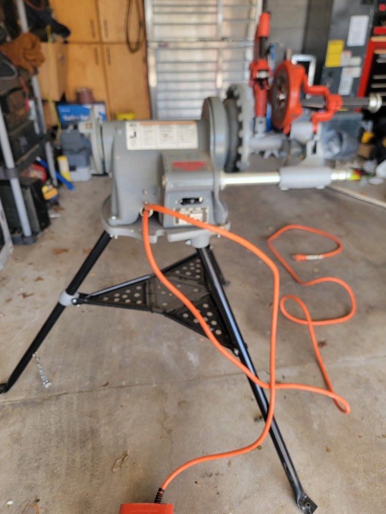 Pipe Threader
