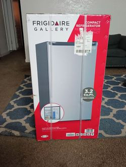 New mini refrigerator