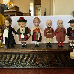 Vintage Collectible Souvenir Dolls