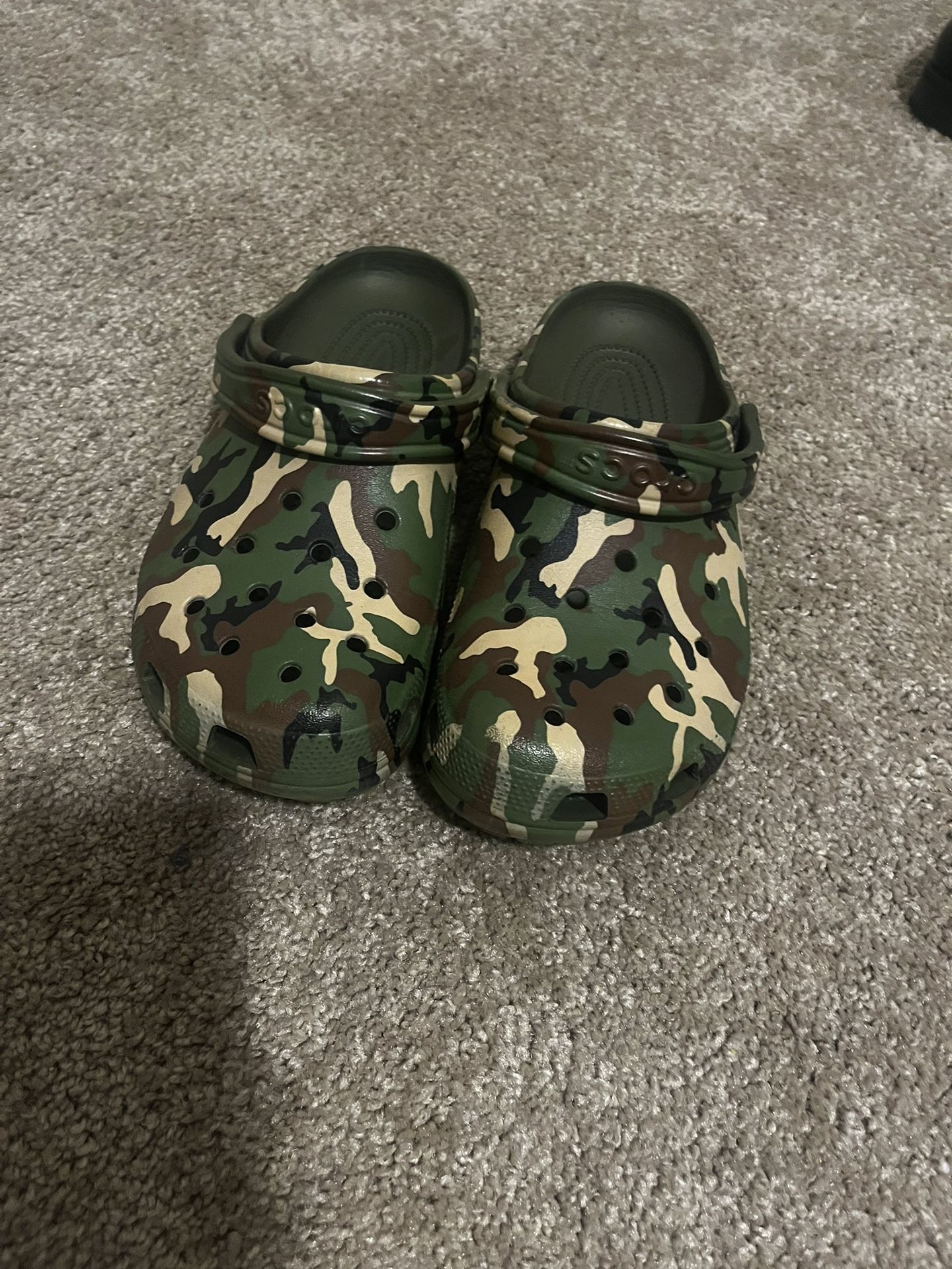 Classic Army Camo Crocs Size 8