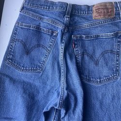 Levi's