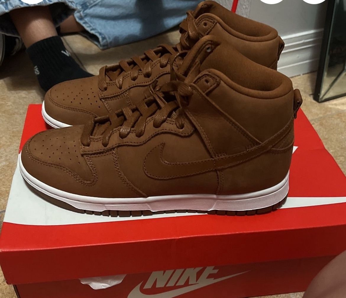 High Top Dunk Nike 